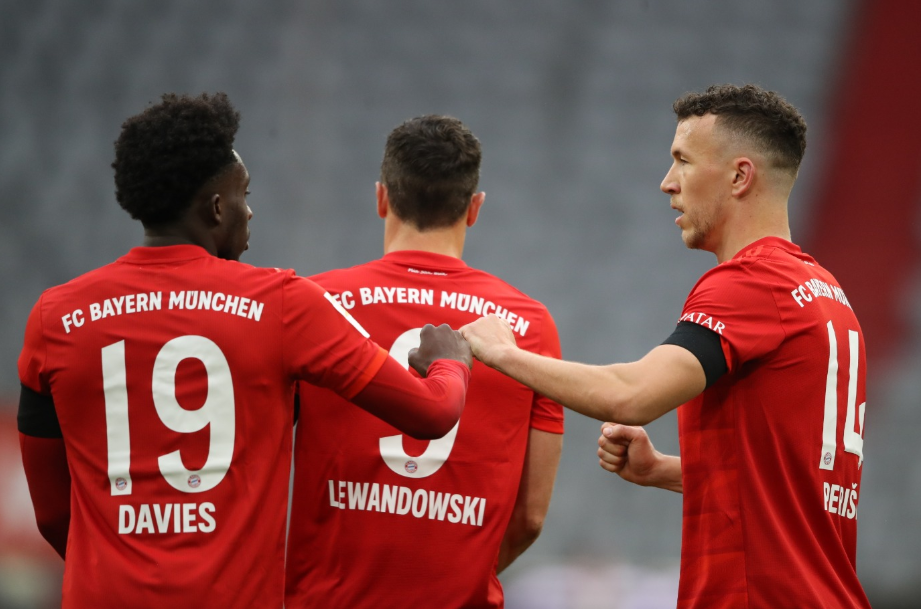 Bayern_Munich_5-2_Frankfurt_4